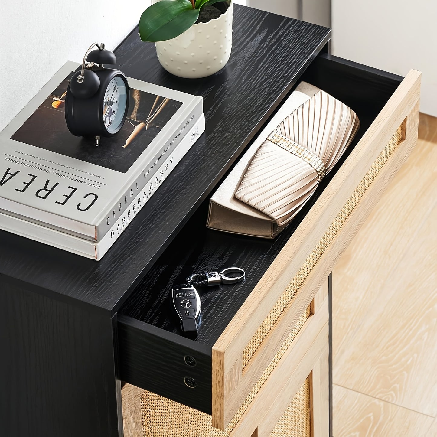 Schoenenkast – Schoenenrek – Schoenenopberger – Halmeubel – Schoenenbank – Natuurlijk Rattan – Opbergruimte voor 12 Paar Schoenen – Anti-Kantel Metalen Frame