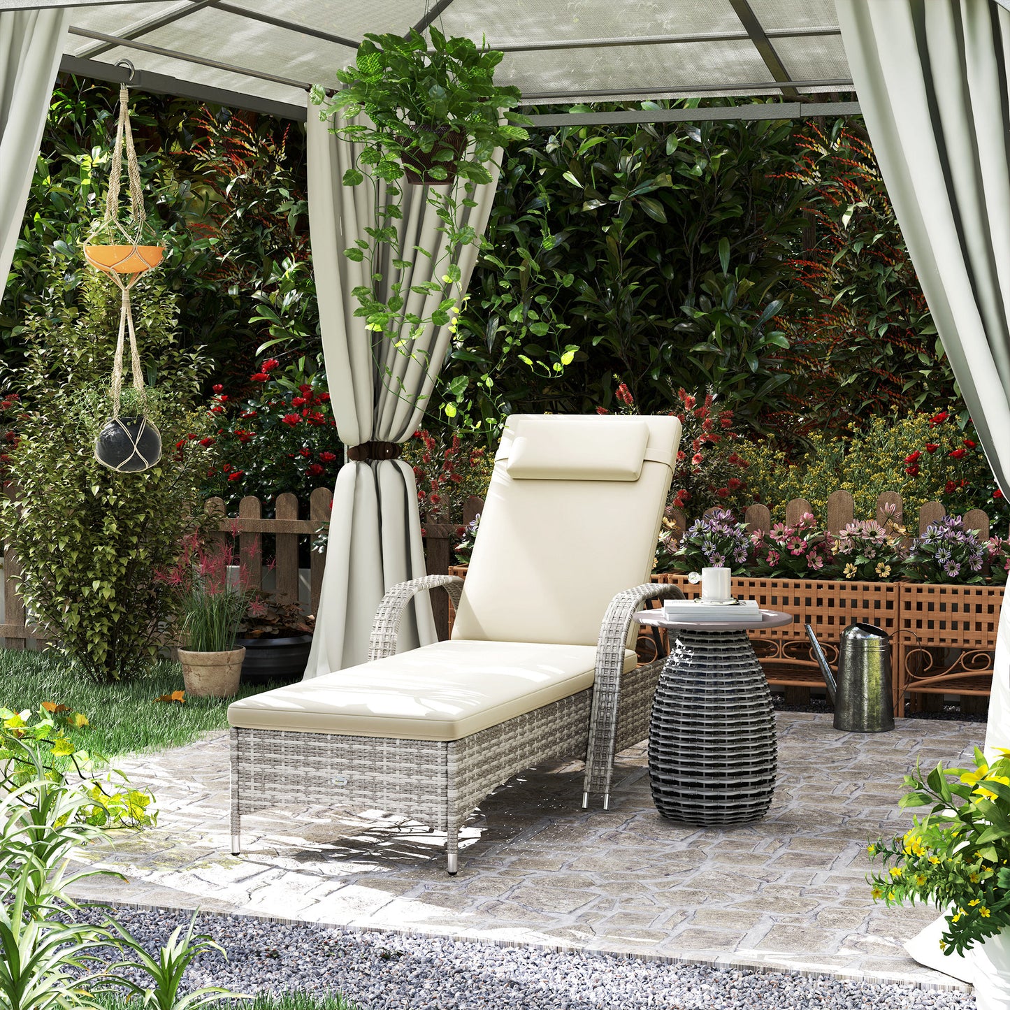 Verstelbare Ligstoel – Ligbed - Tuinstoel – Loungebed – Relaxstoel – Zonnebed – Metalen Frame – Resin Rattan