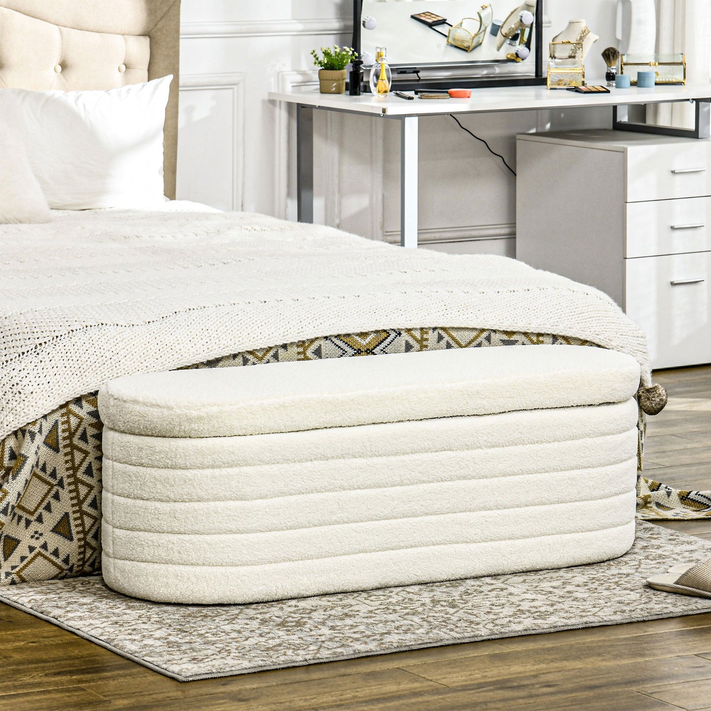Bedbank – Opbergbank – Zithoekbank – Slaapkamerbank – Teddy Fleece Bank – Crèmewit – Compact Formaat 116x41x40,5 cm – Ruime Opbergruimte