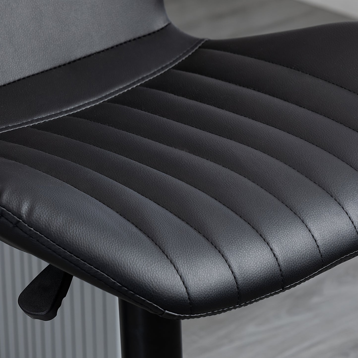 Barkruk – Barstoel – Keukenstoel – Statafelkruk – Barstoelen – Verstelbaar 90-110 cm – 360° Draaibaar Met Imitatieleer Rugleuning