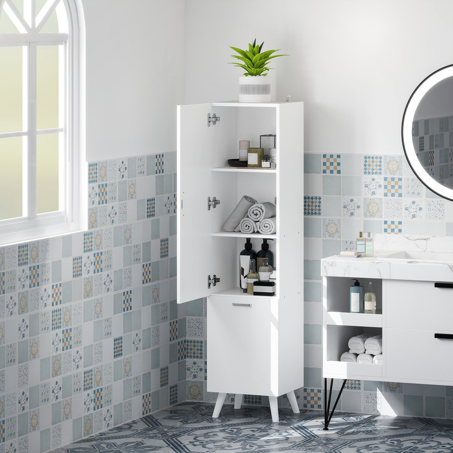 Badkamerkolomkast – Opbergkast – Kolomkast – Kast Met Deur – Stijlvolle Badkamerkast – Wit – 35x31,5x144 cm – Met Kantelbare Wasmand – Anti-Kantel Systeem