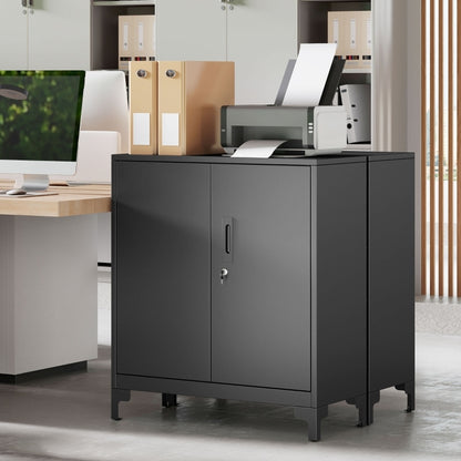 Opbergkast – Metalen Kast – Lockerkast – Archiefkast – Kantoorkast – Zwart Metalen Frame – Houtlook Deuren – 2-Laags – Vergrendelbaar Sleutelslot