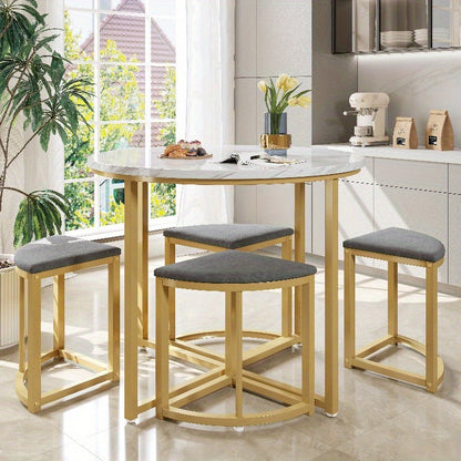 Eetkamertafel Set – Tafel Met Stoelen – Keukentafel Met Stoelen – Eetkamermeubel – Dining Set – Fluweel Beklede Stoelen – MDF Blad – Gouden Metalen Frame – Modern Design – Compact Voor Kleine Gezinnen