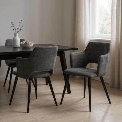 Eetkamerstoelen – Stoelen Set – Dining Chairs – Design Stoelen – Moderne Stoelen – Grijs – Met Zachte Stof – Zwart Metalen Frame – Open Rugleuning – Comfortabele Zitting – 47x48x80 cm – Set Van 4