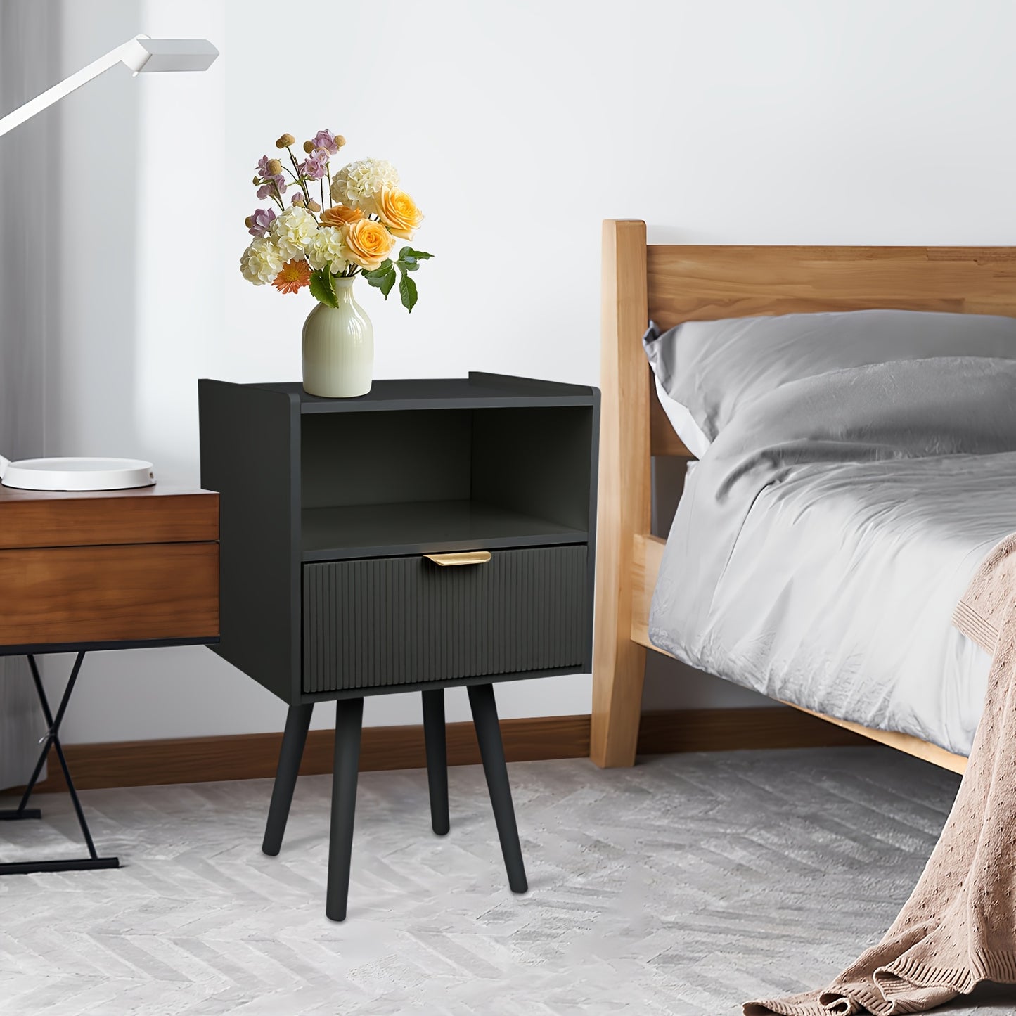 Nachtkastje – Bedside Table – Bijzettafel – Slaapkamerkastje – Opbergkastje – Compact 42x30x65 cm – MDF Met Houten Poten
