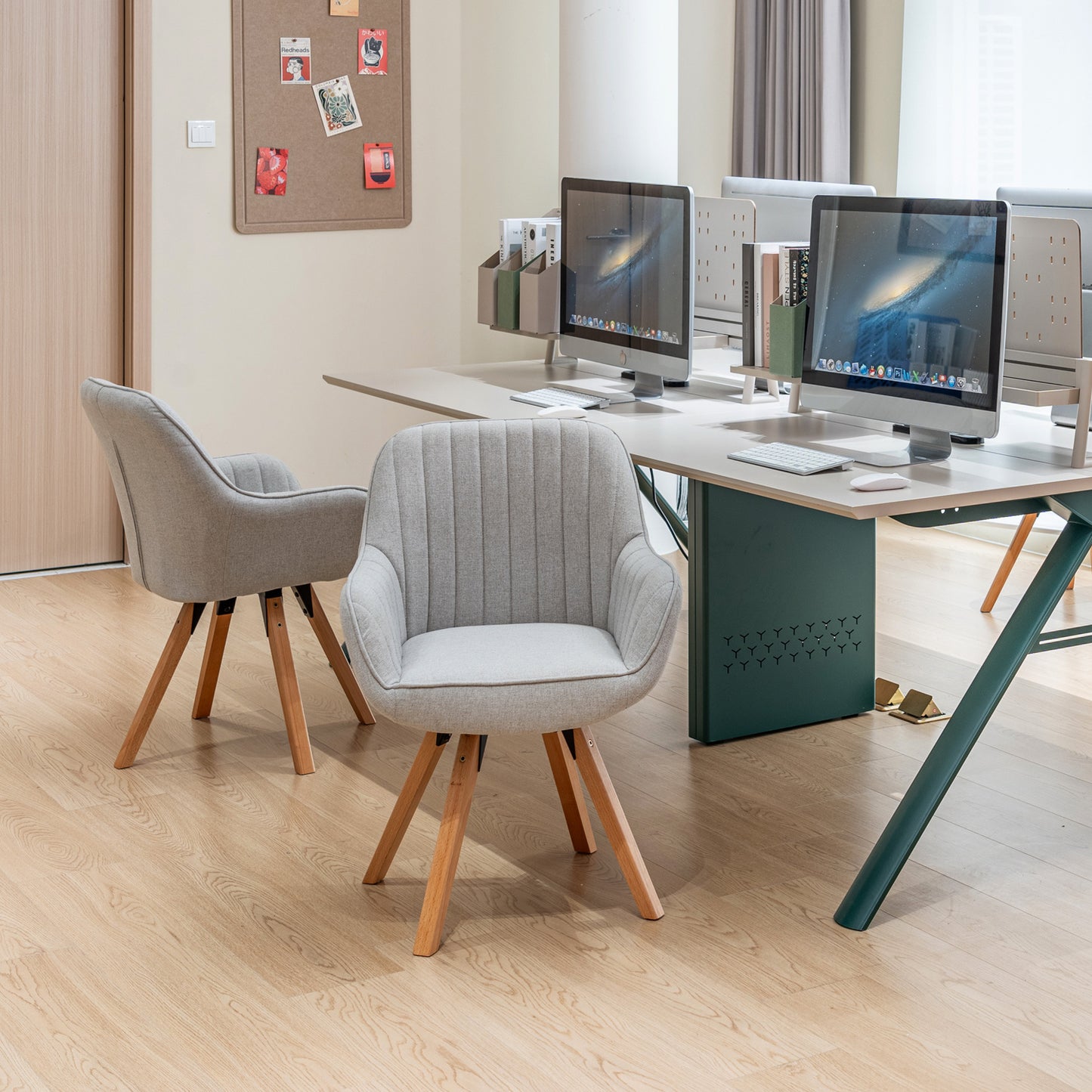 Draaifauteuil – Bureaustoel – Office Chair – Fauteuil – Armstoel – 360° Draaibaar – Houten Poten Beige 57x56x83 cm