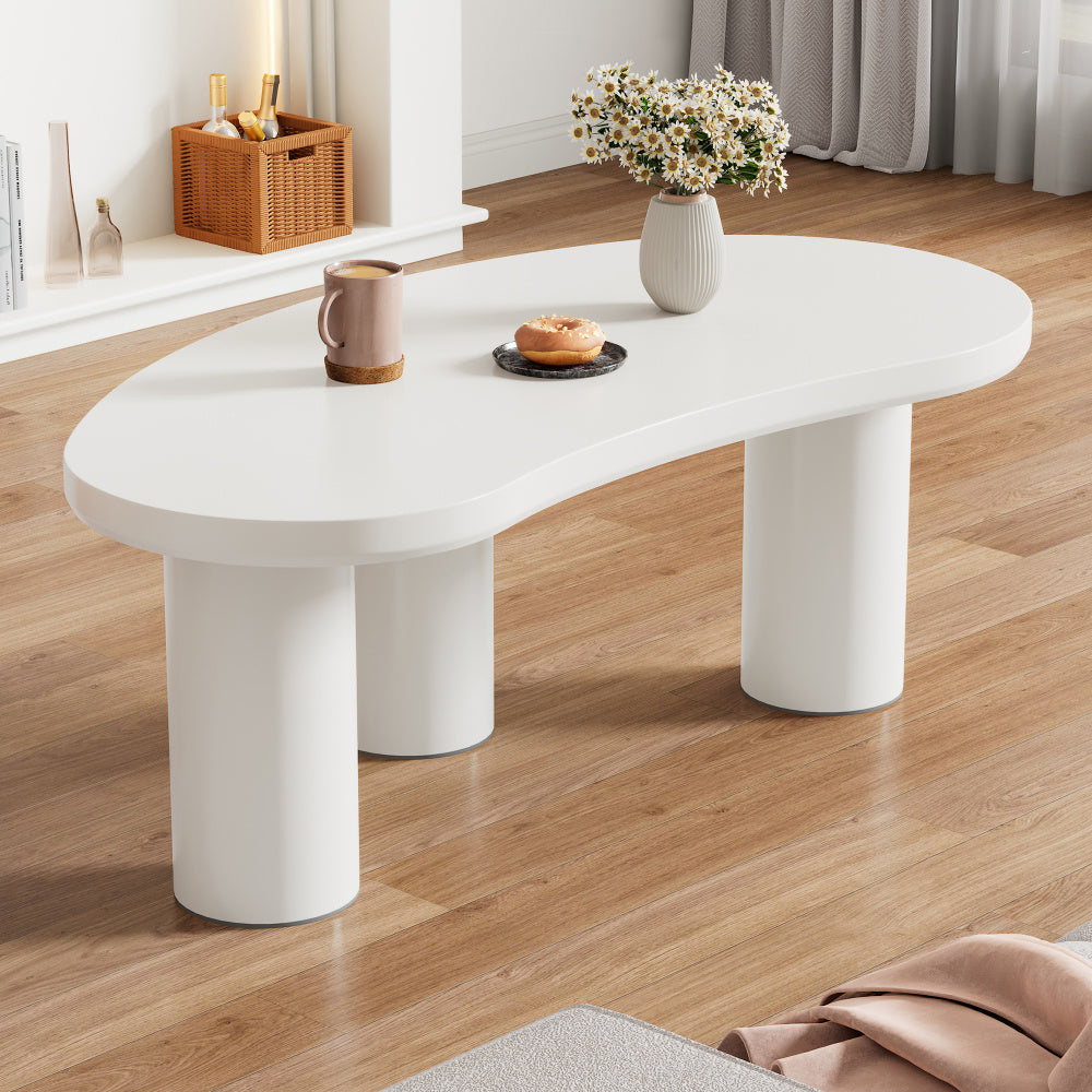Salontafel – Woonkamertafel – Koffietafel – Bijzettafel – Tafeltje – Asymmetrisch Halve Maan Design – MDF Tafelblad Met PVC Poten Met Vilten Bescherming – 107x57x40,5 cm