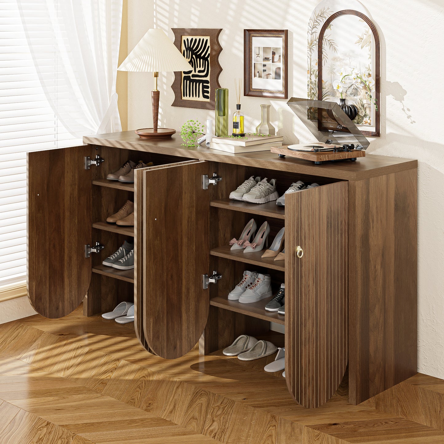 Sideboard – Dressoir – Buffetkast – Opbergkast – Kast – Bruin – 4 Deuren Met Verstelbare Planken – MDF Met Aluminium Grepen – 147×40×80 Cm