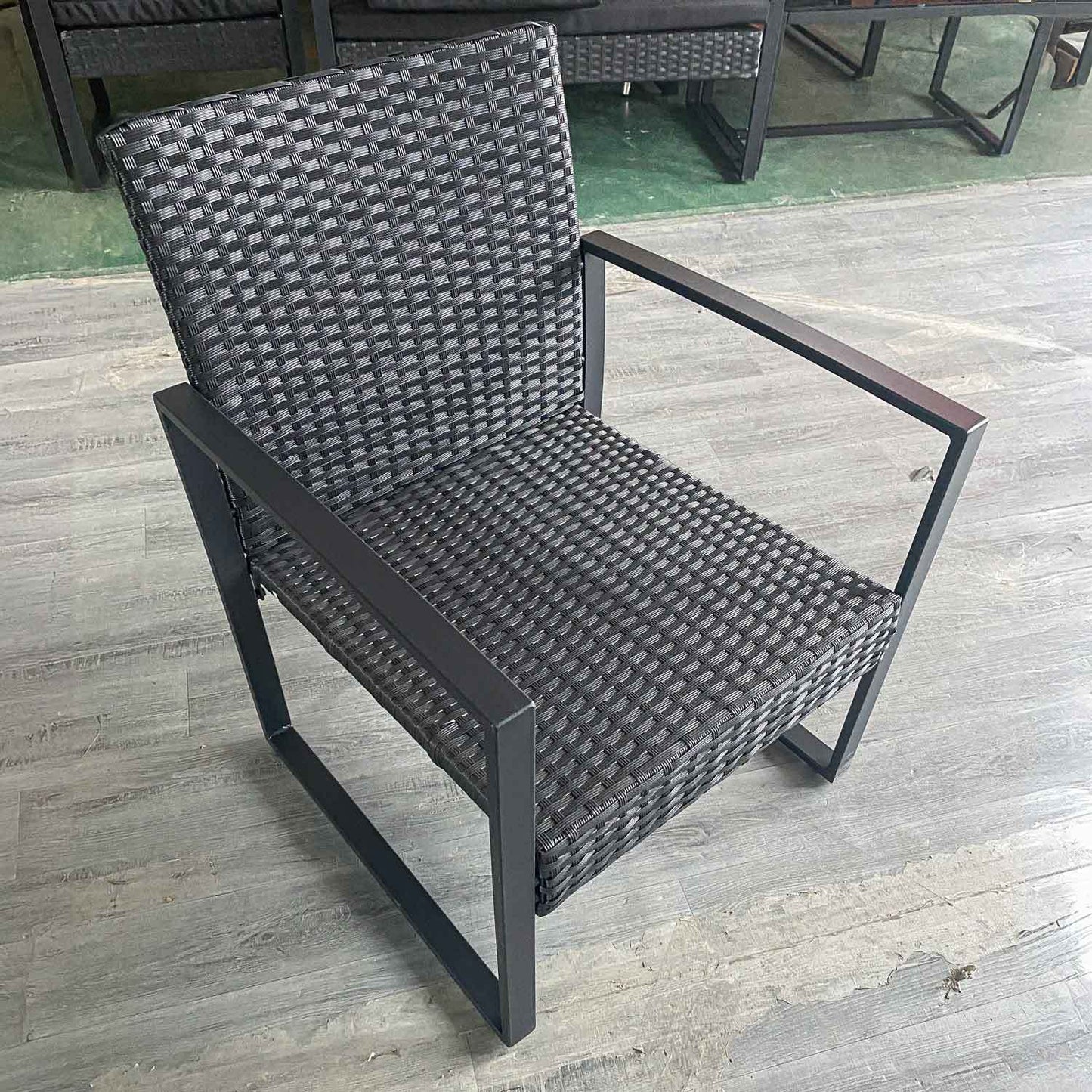 Loungeset – Tuinset – Zitgroep – Tuinmeubelen – Loungebank – Weerbestendig Metaal – Polyrattan – Inclusief Kussens – Glazen Tafelblad