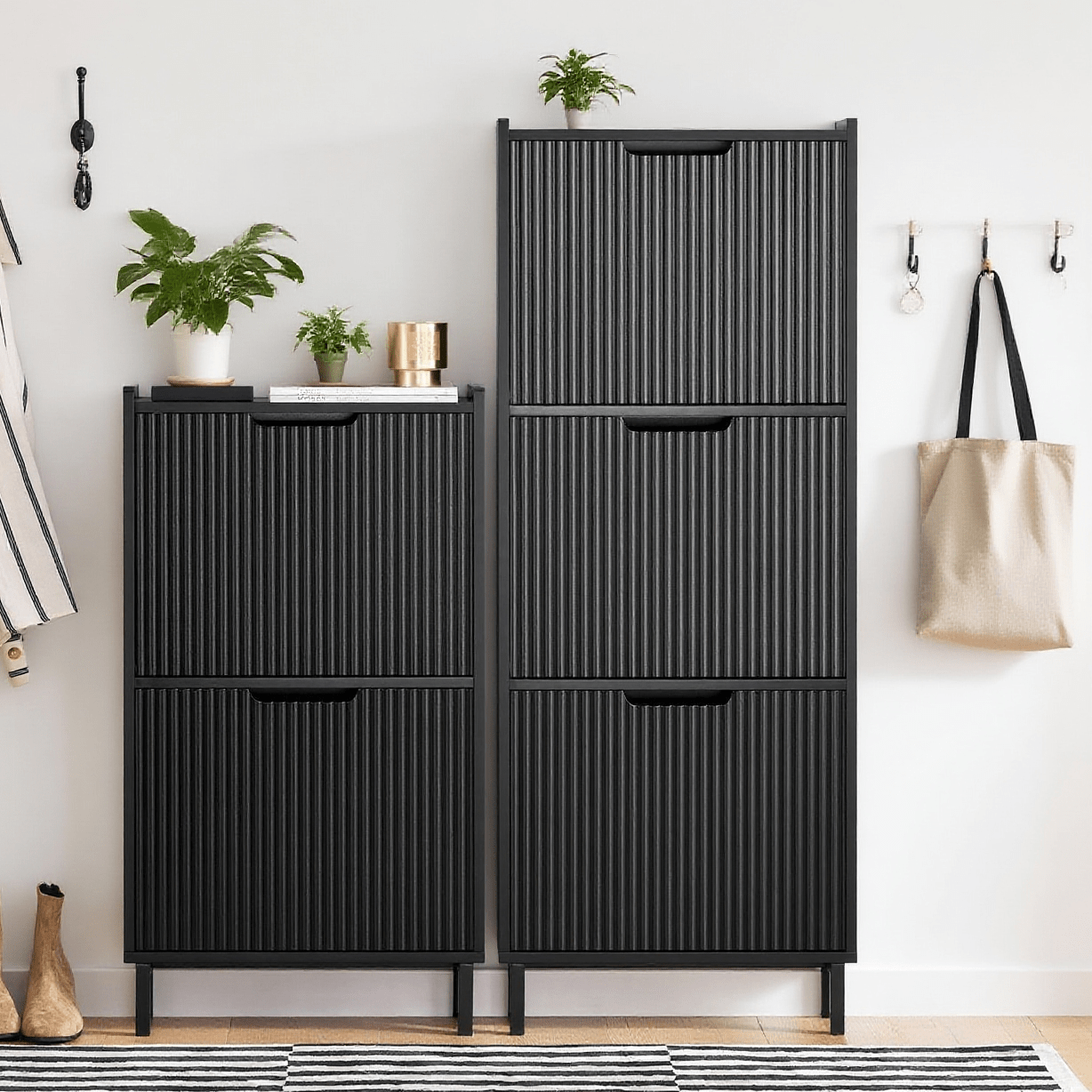 Schoenenkast – Schoenenrek – Schoenenopberger – Schoenenplank – Schoenenkastje – Compact 50x19x130 cm – MDF en Stalen Poten
