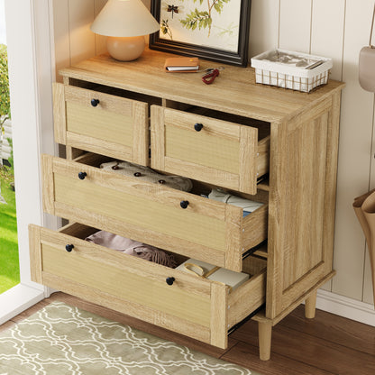 Ladekast – Opbergkast – Commode – Dressoir – Kast – Rattan Voorpanelen – Massief Houten Pootjes – 4 Ruime Lades – Compact 80 cm Breed