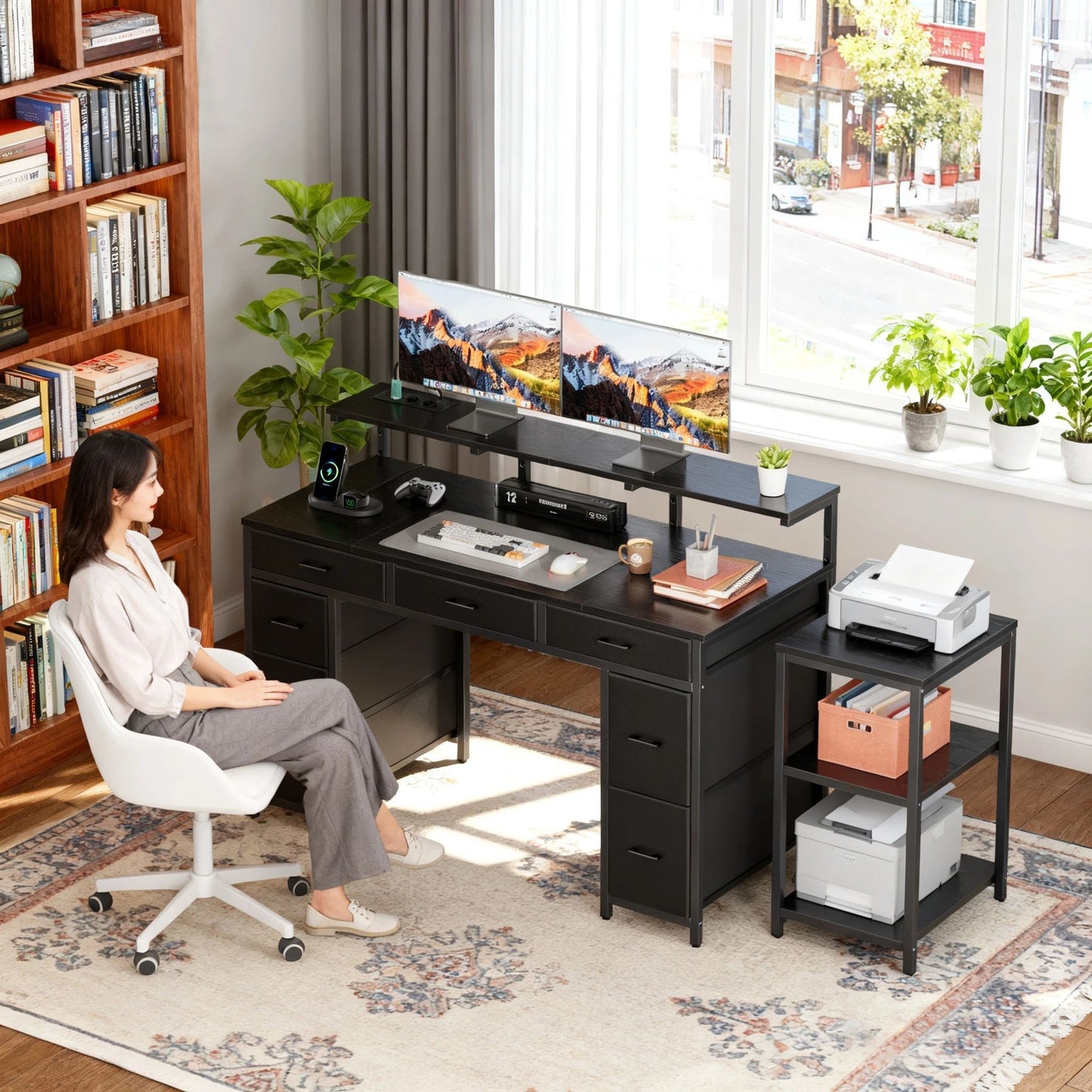 Modern Bureau – Werkplek Desk – Gaming Tafel – Computerbureau – Studiebureau – 120 cm Breed – 8 Laden, Ingebouwde Stopcontacten & Verstelbare Monitorstandaard – Stevig Grijs Design