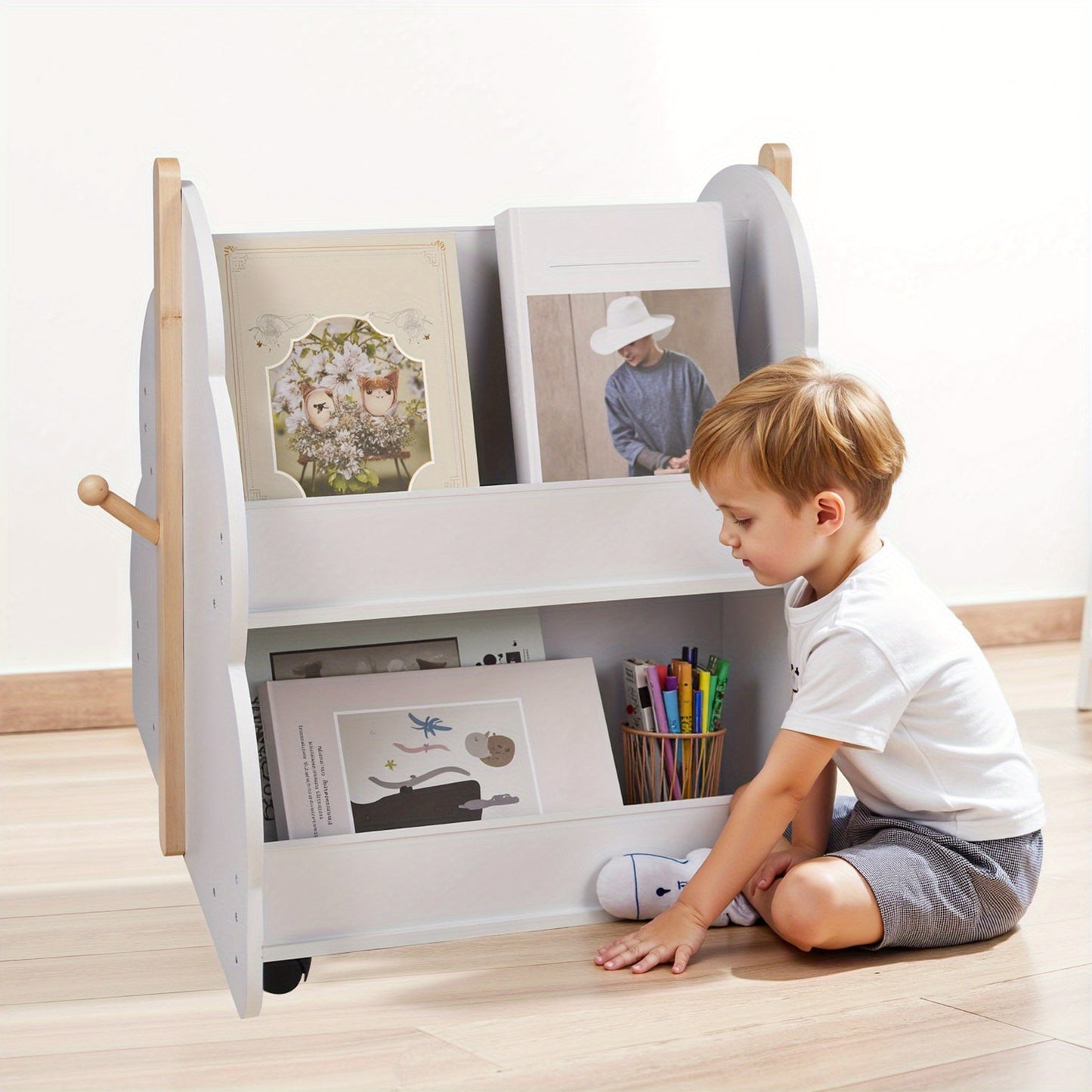 Boekenplank – Boekenkast – Wandrek – Opbergkast – Boekenrek – Mobiel Op Wieltjes – Boomvormig Ontwerp – 2 Lagen – 50x54x61 cm – Duurzaam Kunststof