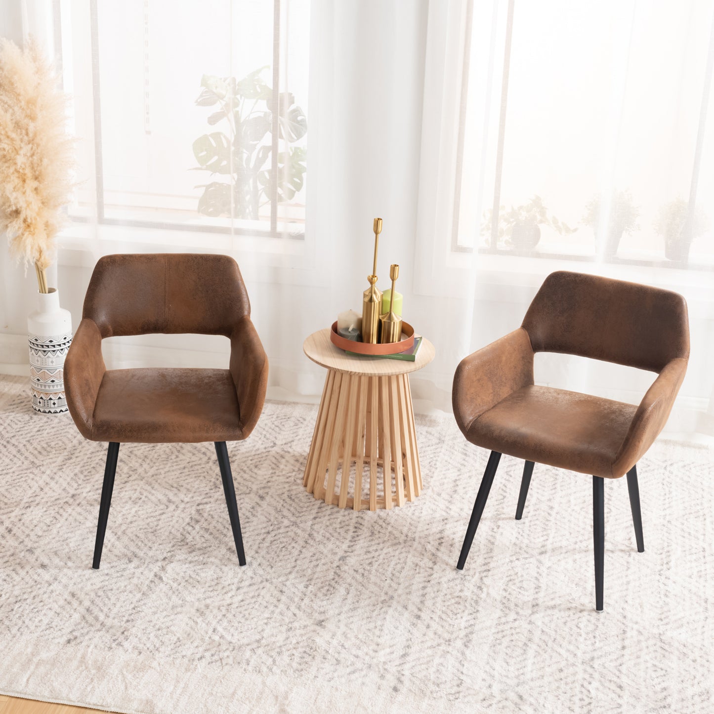 Eetkamerstoel – Stoel Met Armleuning – Designstoel – Keukenstoel – Scandinavische Stoel – Comfortabel Gestoffeerd – Metaal Met Houten Poten – Beige – 56x56x78 cm